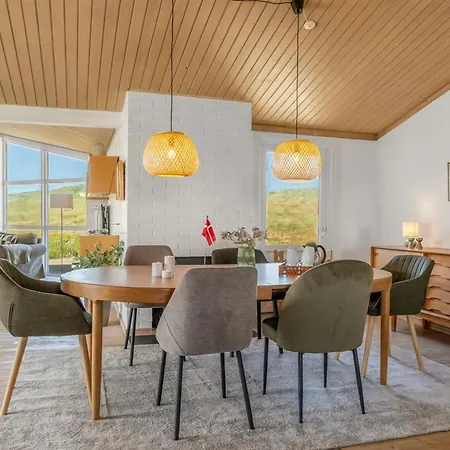 Hilka - 75m From The Sea By Interhome *