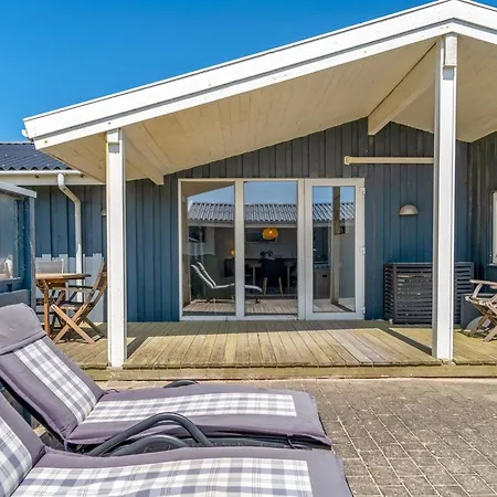 Hilka - 75m From The Sea By Interhome *